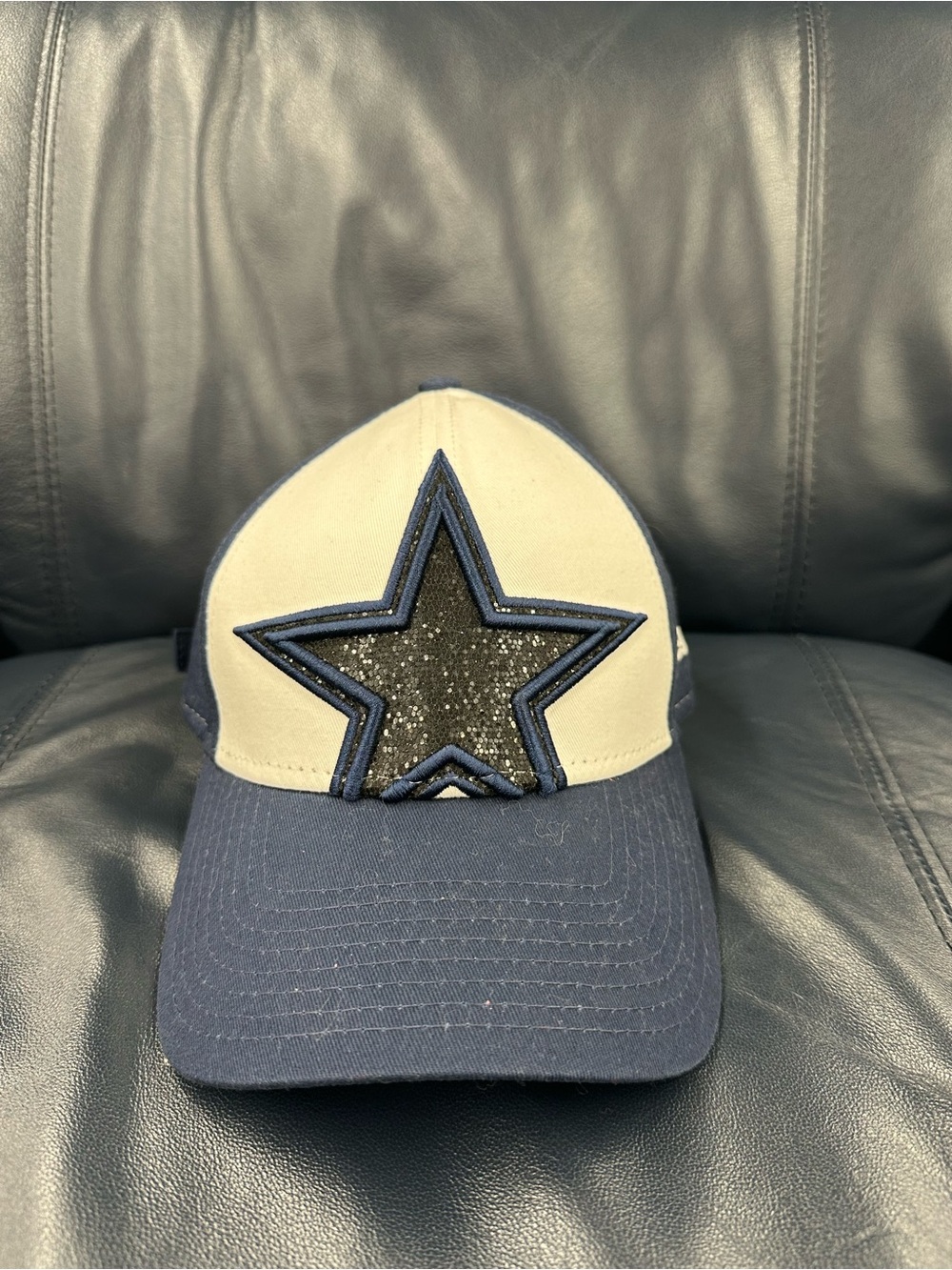 Dallas cowboys football women’s star centered new era strap back hat navy blue